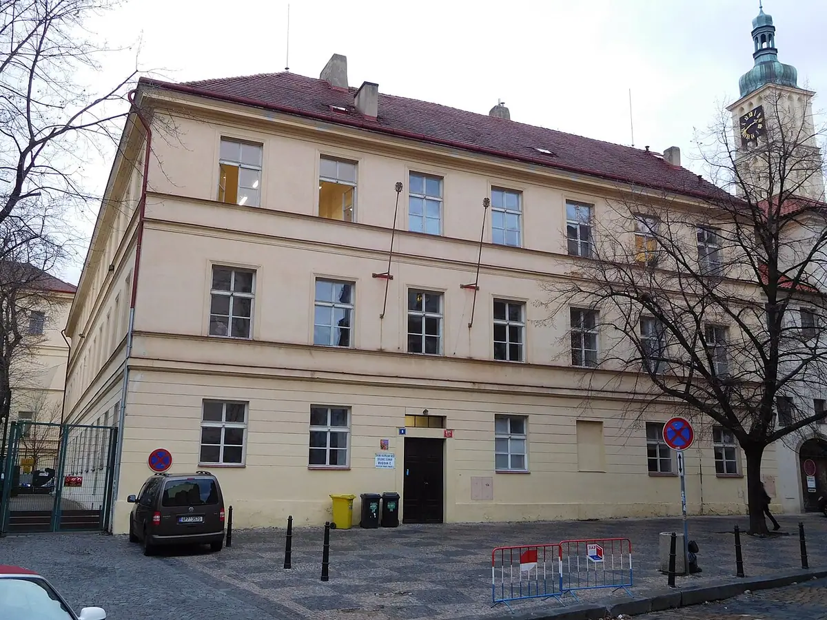 Budova školy: SPŠST Panská