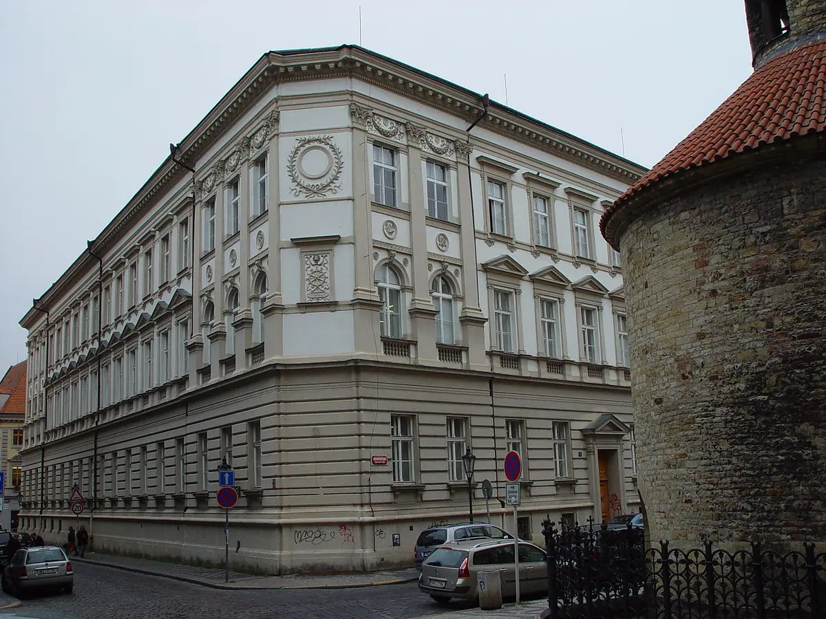 Budova školy: SPŠS Betlémská