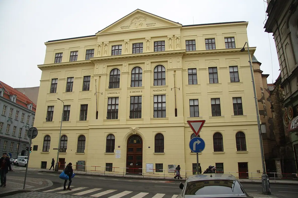 Budova školy: ČAO Dr. Edvarda Beneše