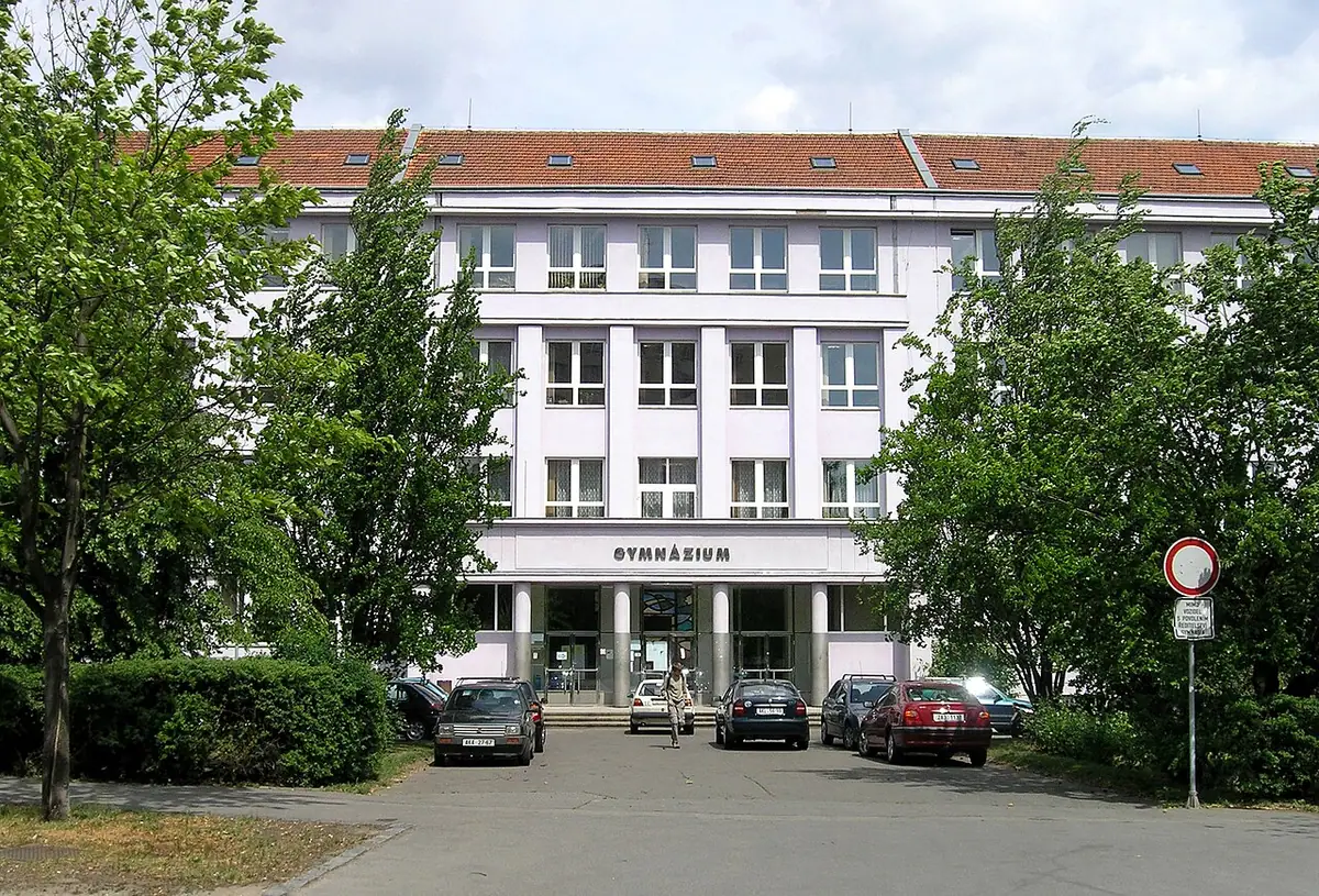 Budova školy: Gymnázium Budějovická