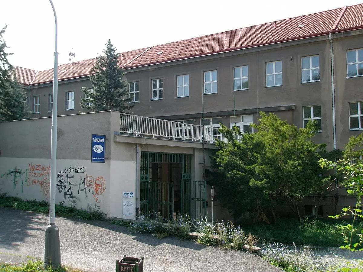 Budova školy: Taneční centrum Praha