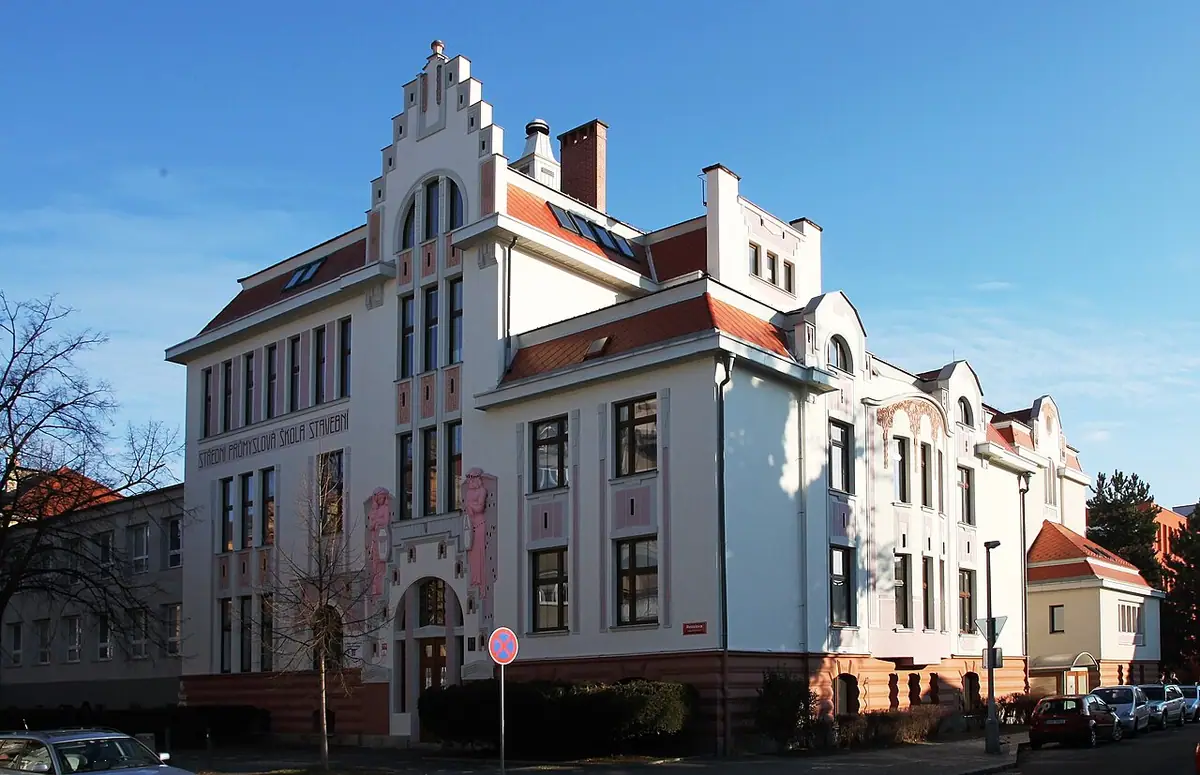 Budova školy: SPŠ stavební České Budějovice