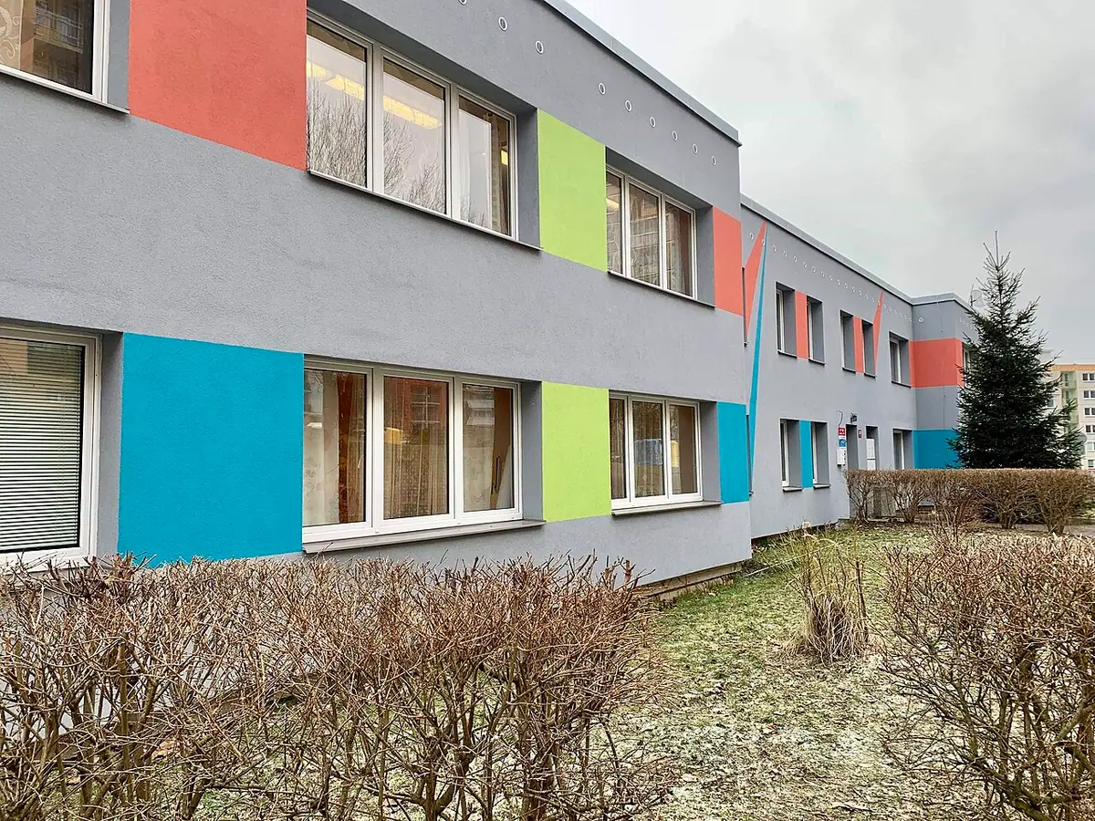School building: Střední škola Klíč