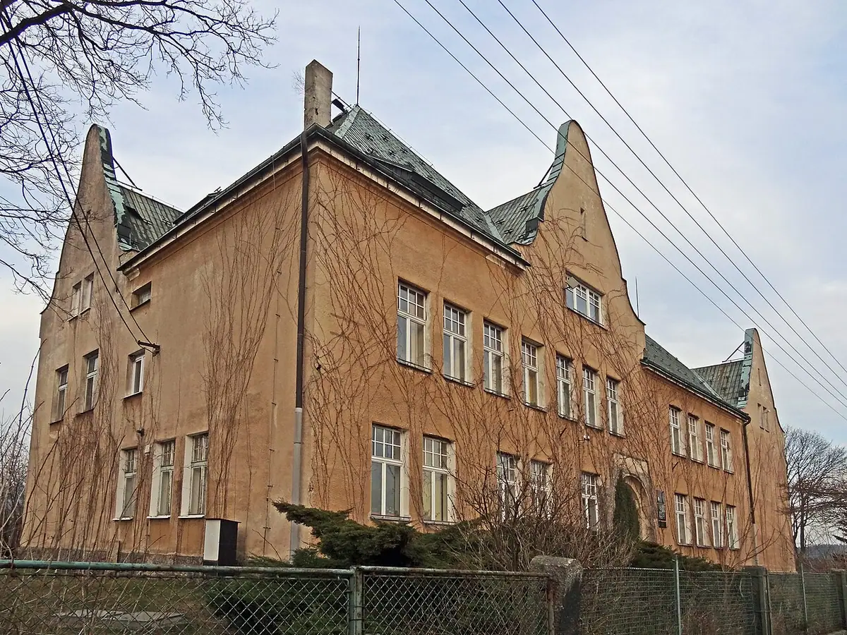 School building: SUŠ Liberec