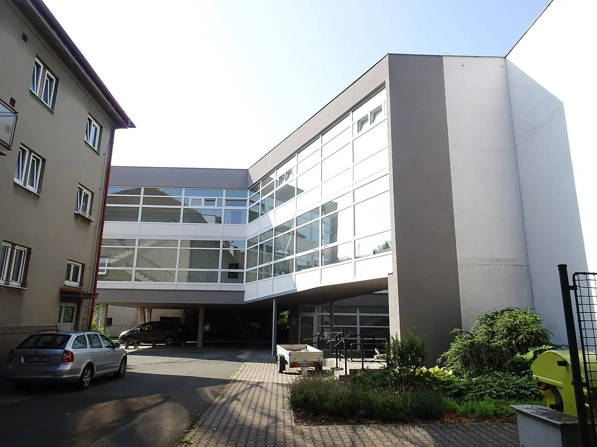 Budova školy: DELTA Pardubice