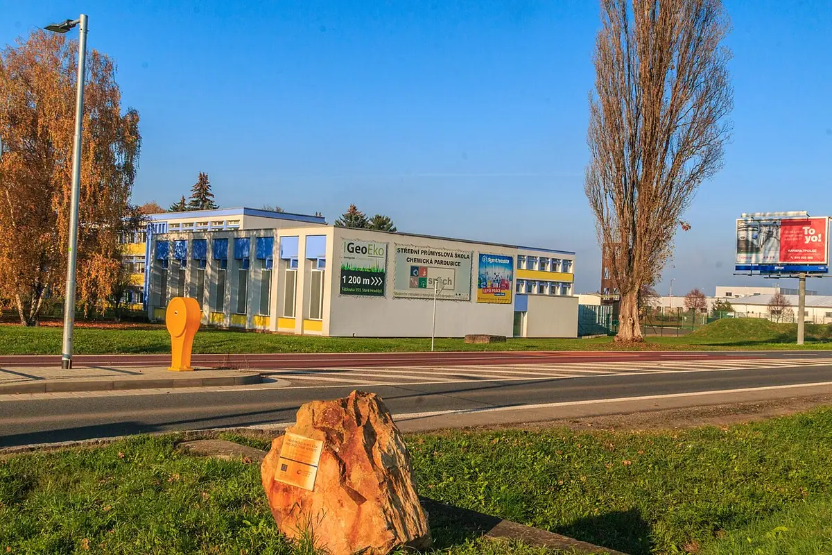 School building: SPŠ chemická Pardubice