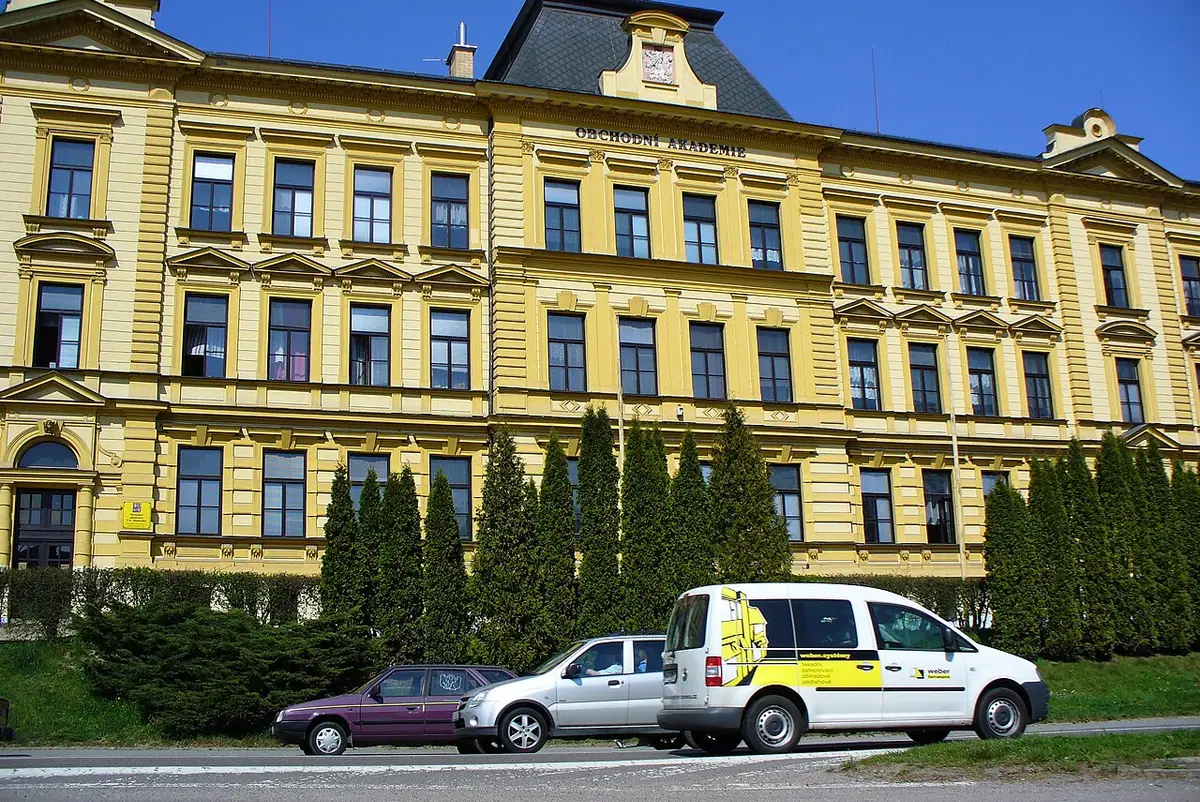 Budova školy: OA TGM Kostelec nad Orlicí