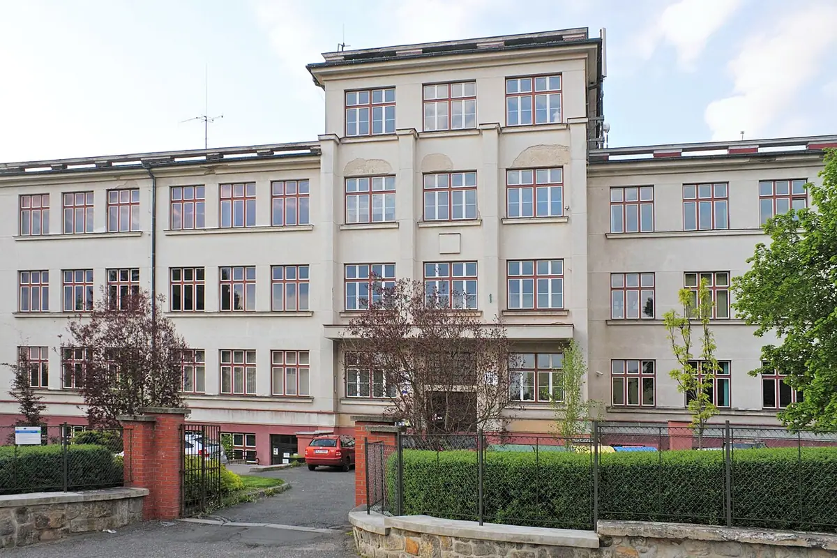 Budova školy: Gymnázium Turnov