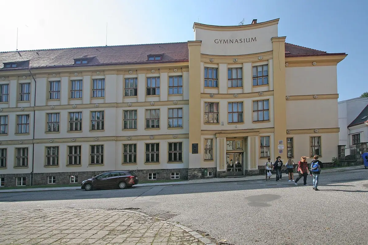 Budova školy: Gymnázium Trutnov