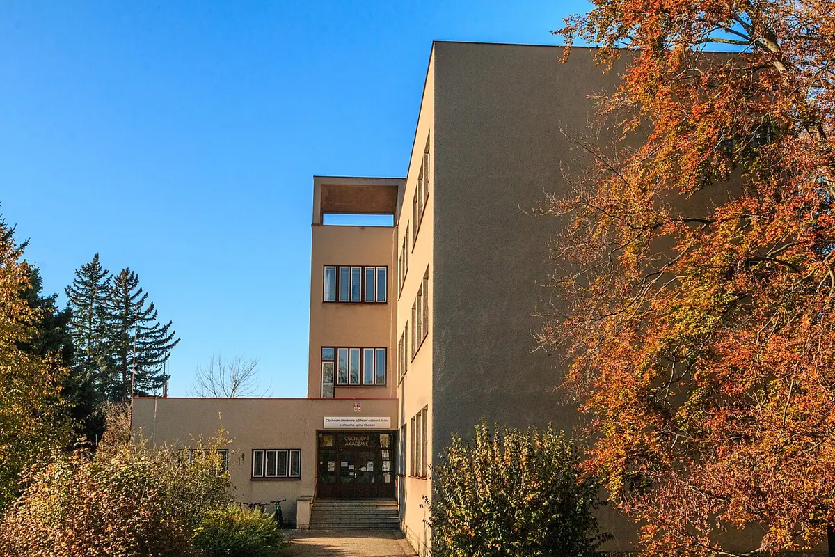 School building: OA a SOŠ cestovního ruchu Choceň