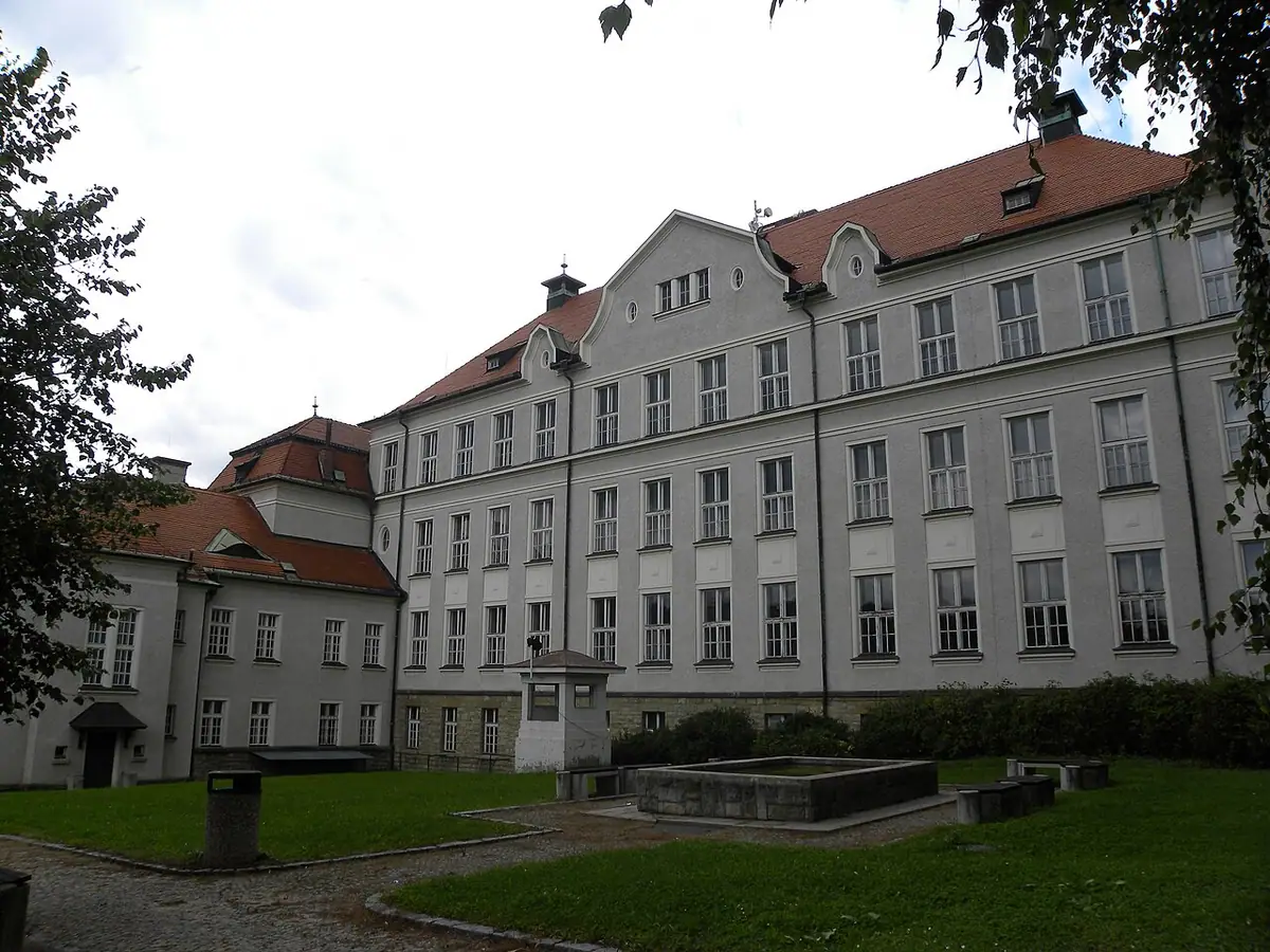 School building: Gymnázium Ústí nad Orlicí