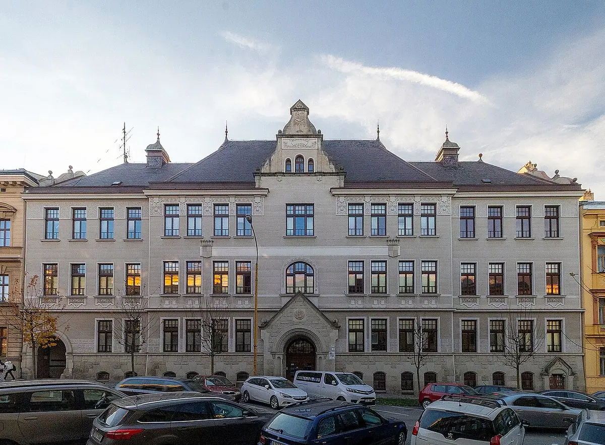 Budova školy: Průmyslovka Jihlava