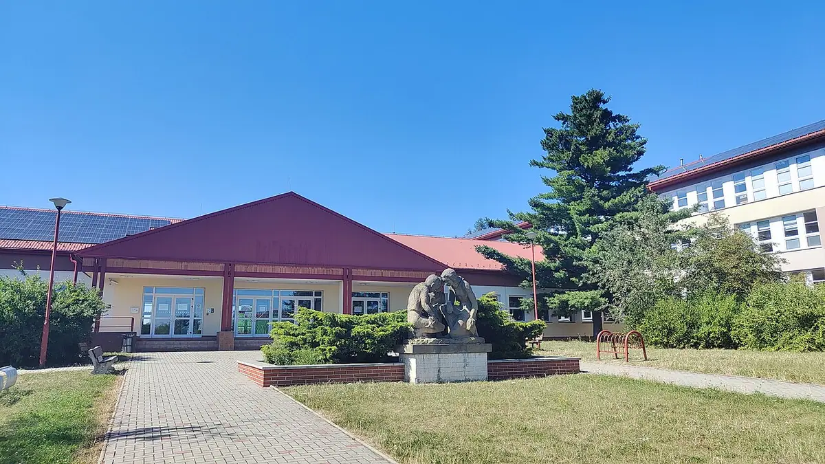 School building: Gymnázium Konice