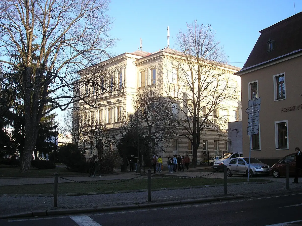Budova školy: Gymnázium Třebíč