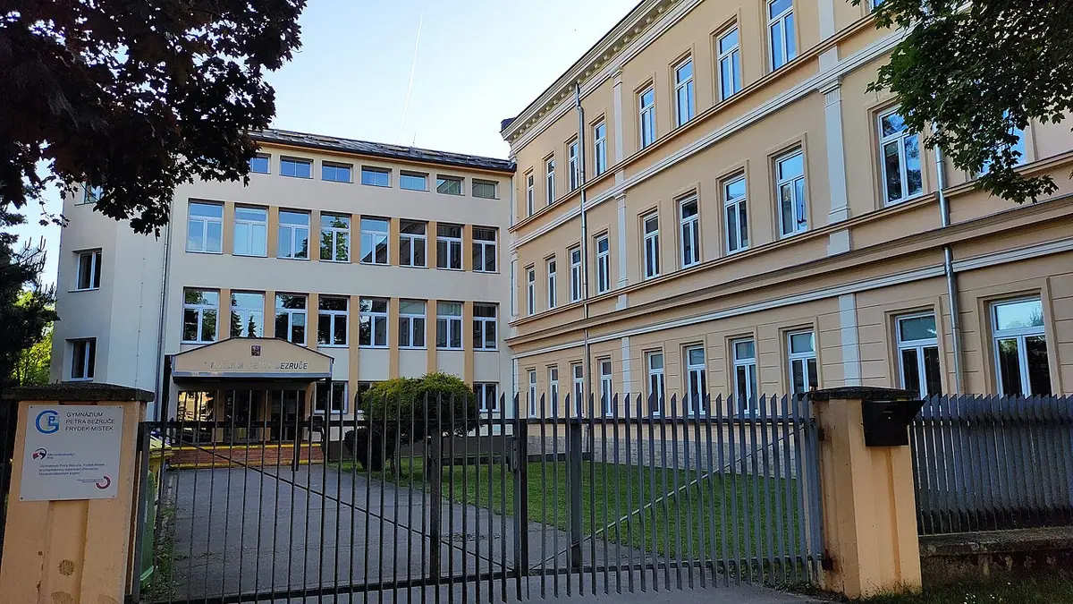 Budova školy: Gymnázium Petra Bezruče