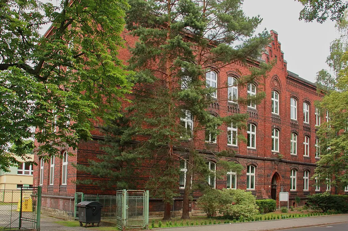 School building: SŠ Bohumín