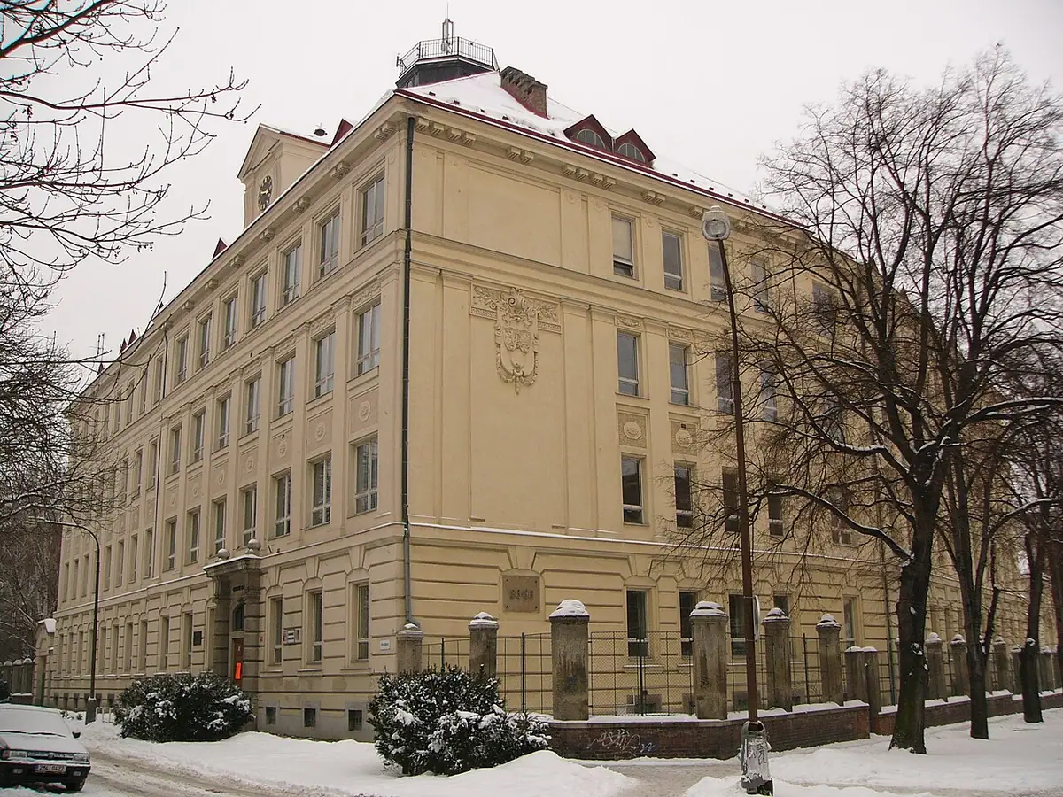 School building: Slovanské gymnázium Olomouc