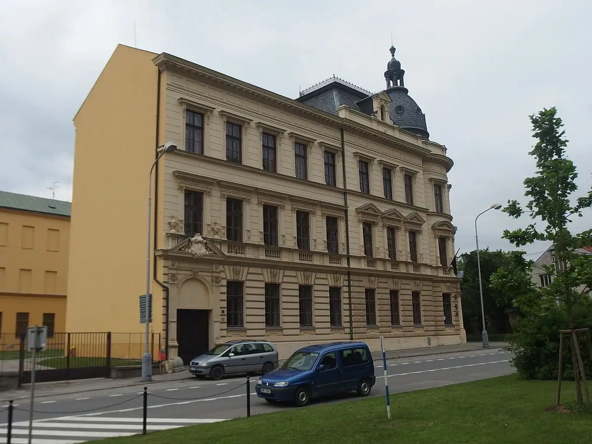 Budova školy: SPŠ stavební Lipník nad Bečvou