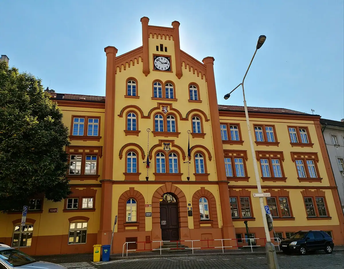 Budova školy: OU Vyšehrad