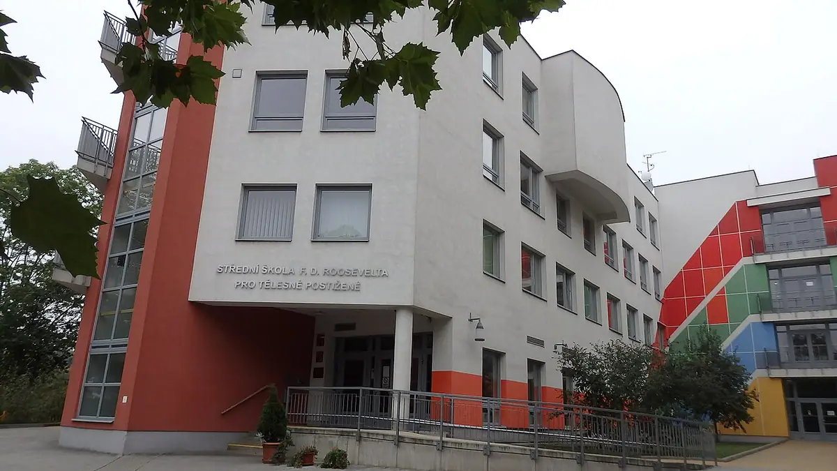 School building: Rooseveltka Brno