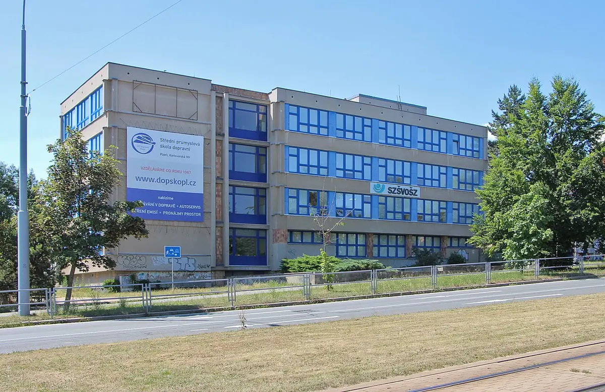School building: SPŠ dopravní Plzeň