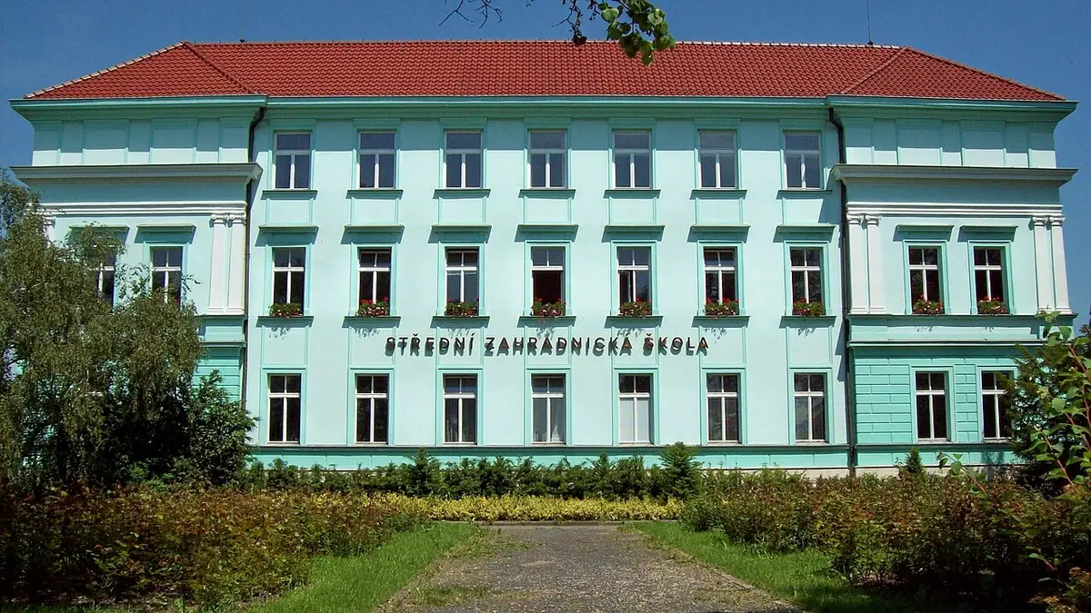 Budova školy: ČZA Mělník