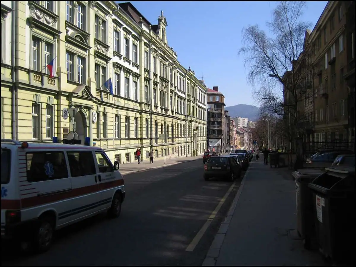 Budova školy: VOŠZ a SŠZ Ústí nad Labem