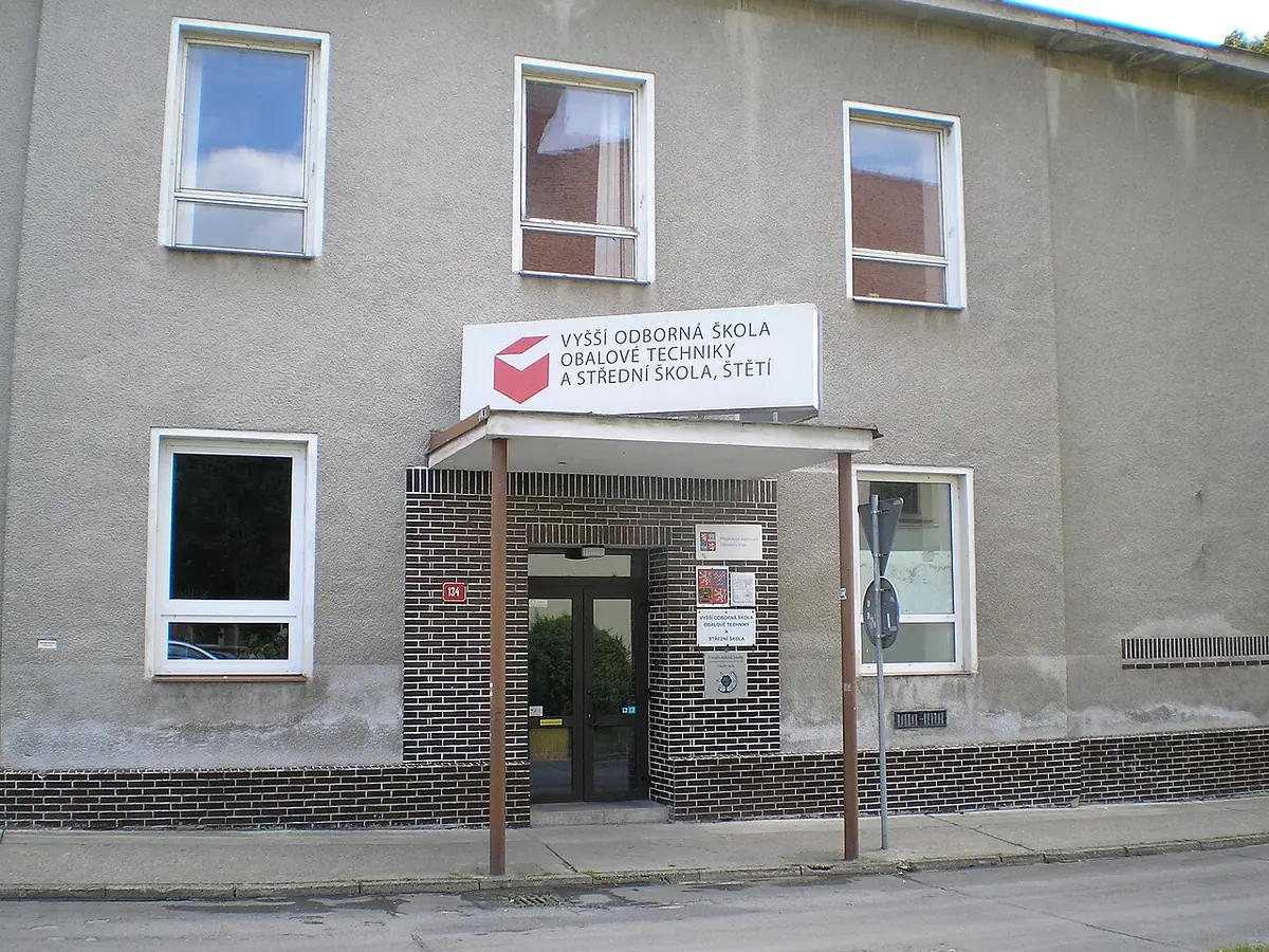 Budova školy: VOŠ a SŠ Štětí