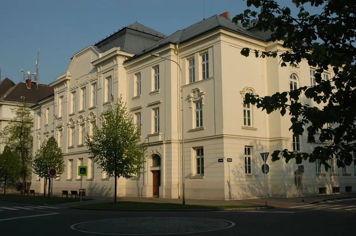 Budova školy: Ostravská univerzita