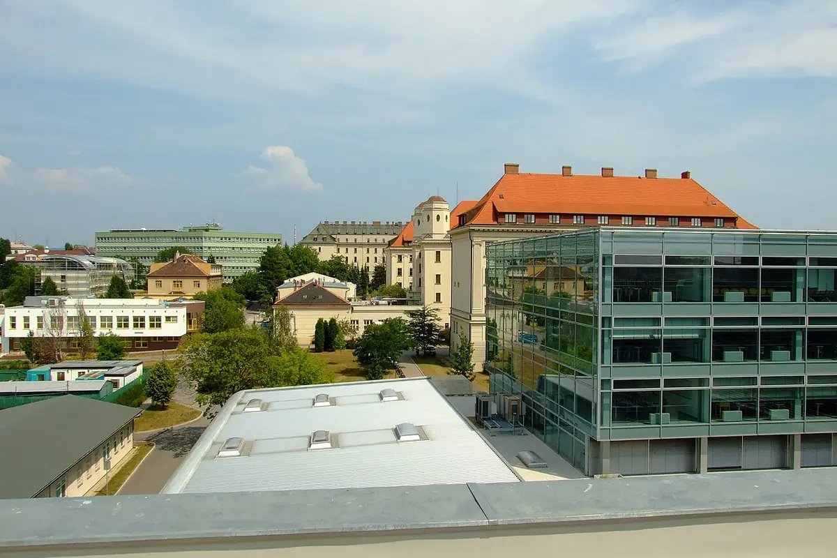 School building: Mendelova univerzita v Brně
