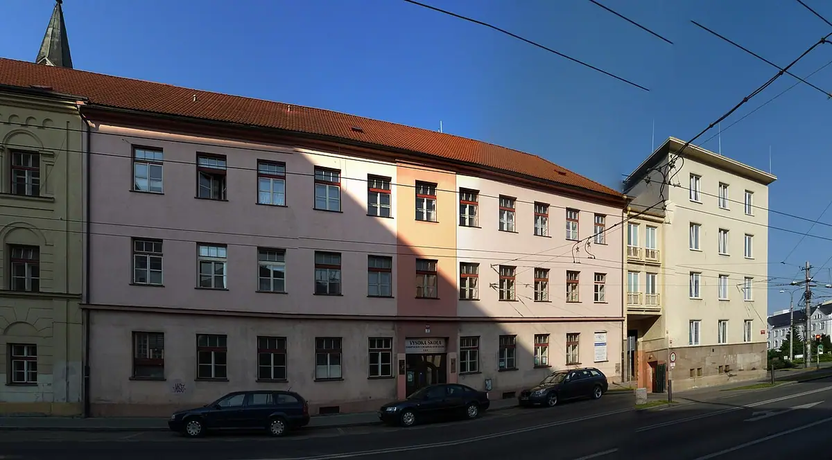 Budova školy: VŠERS