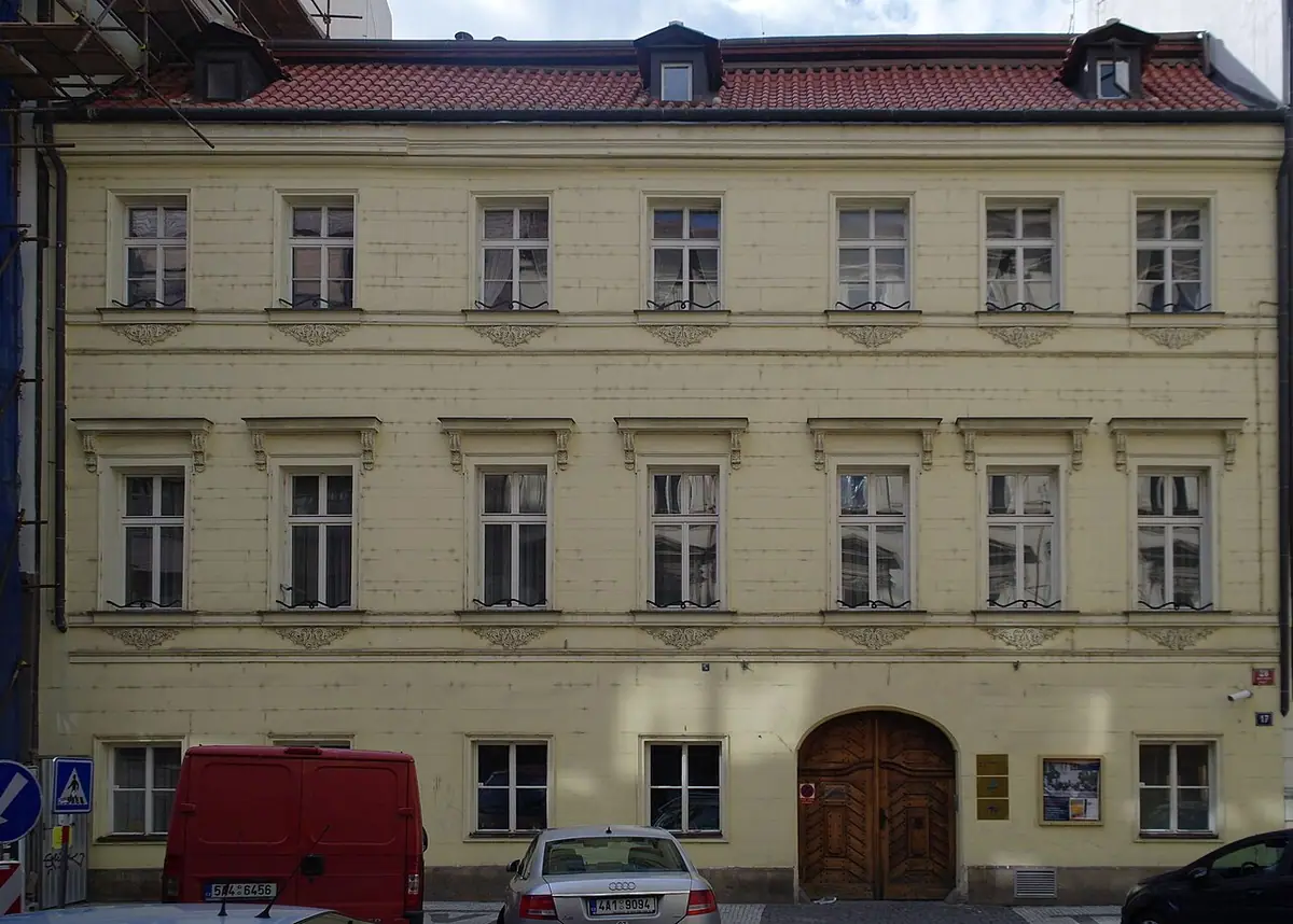 School building: CEVRO