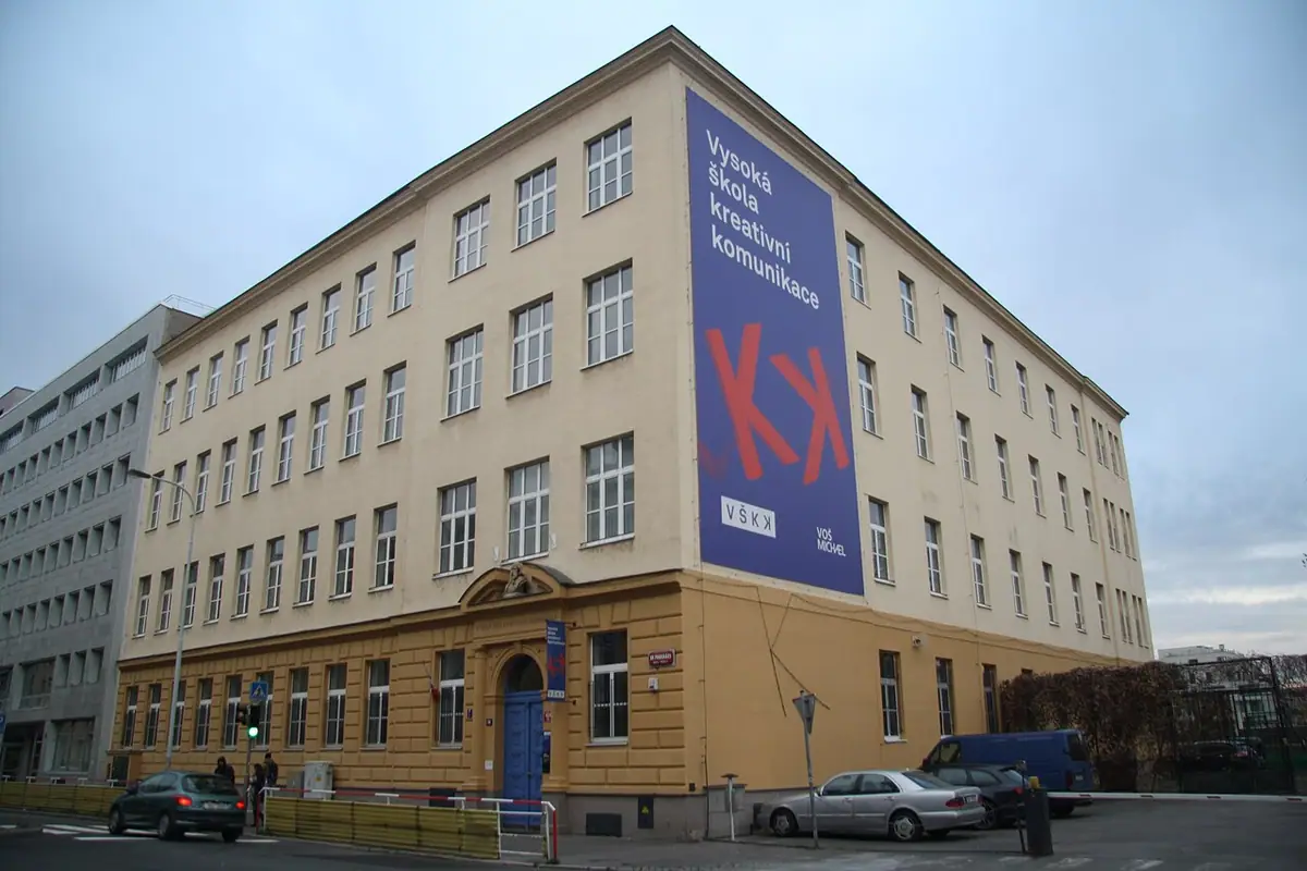 School building: VŠKK